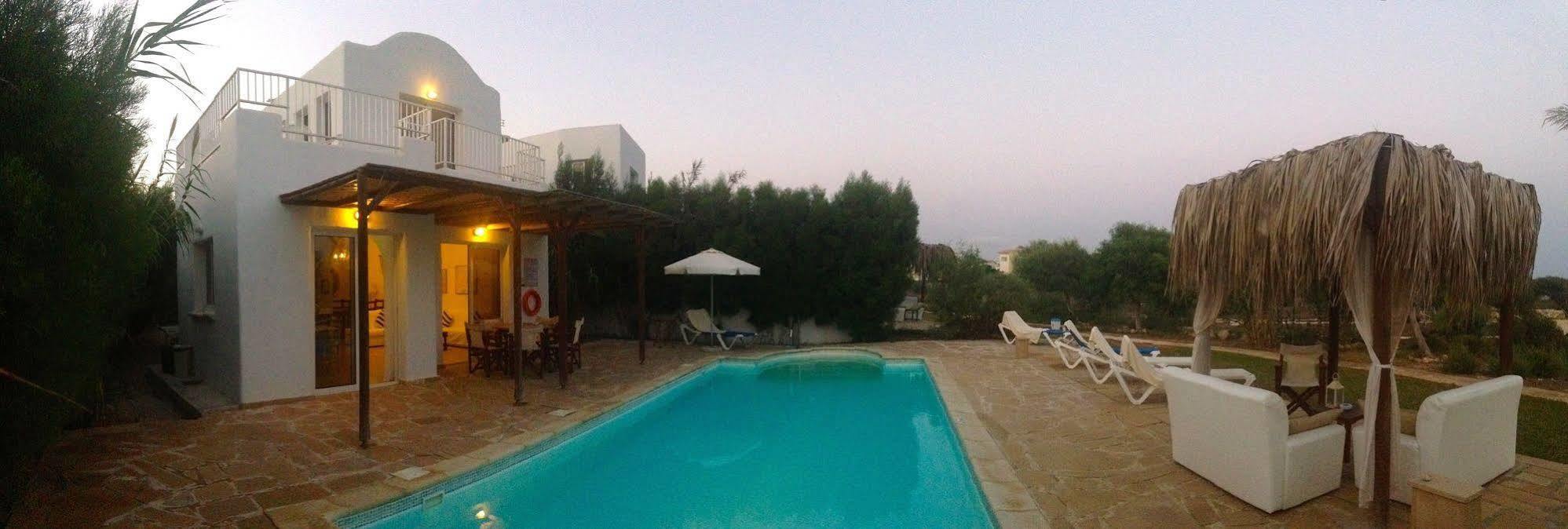 Thalassines Villas Liopetri エクステリア 写真